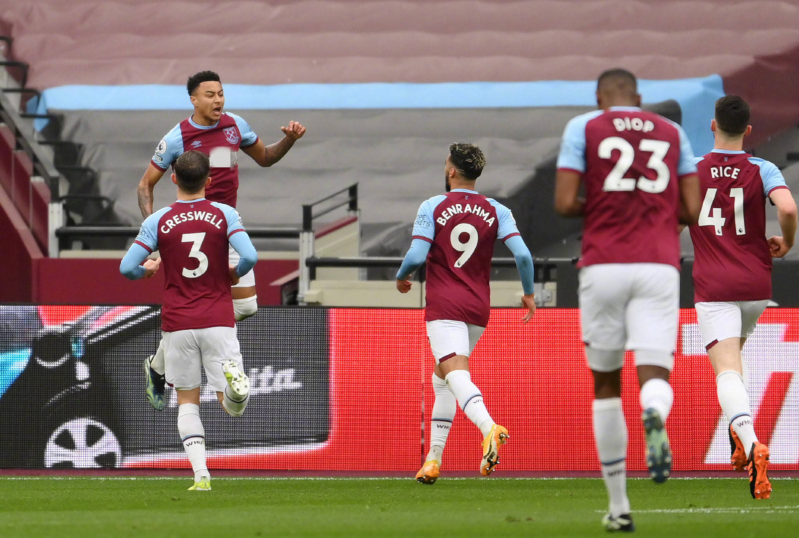 速滑中的一 速滑中的一