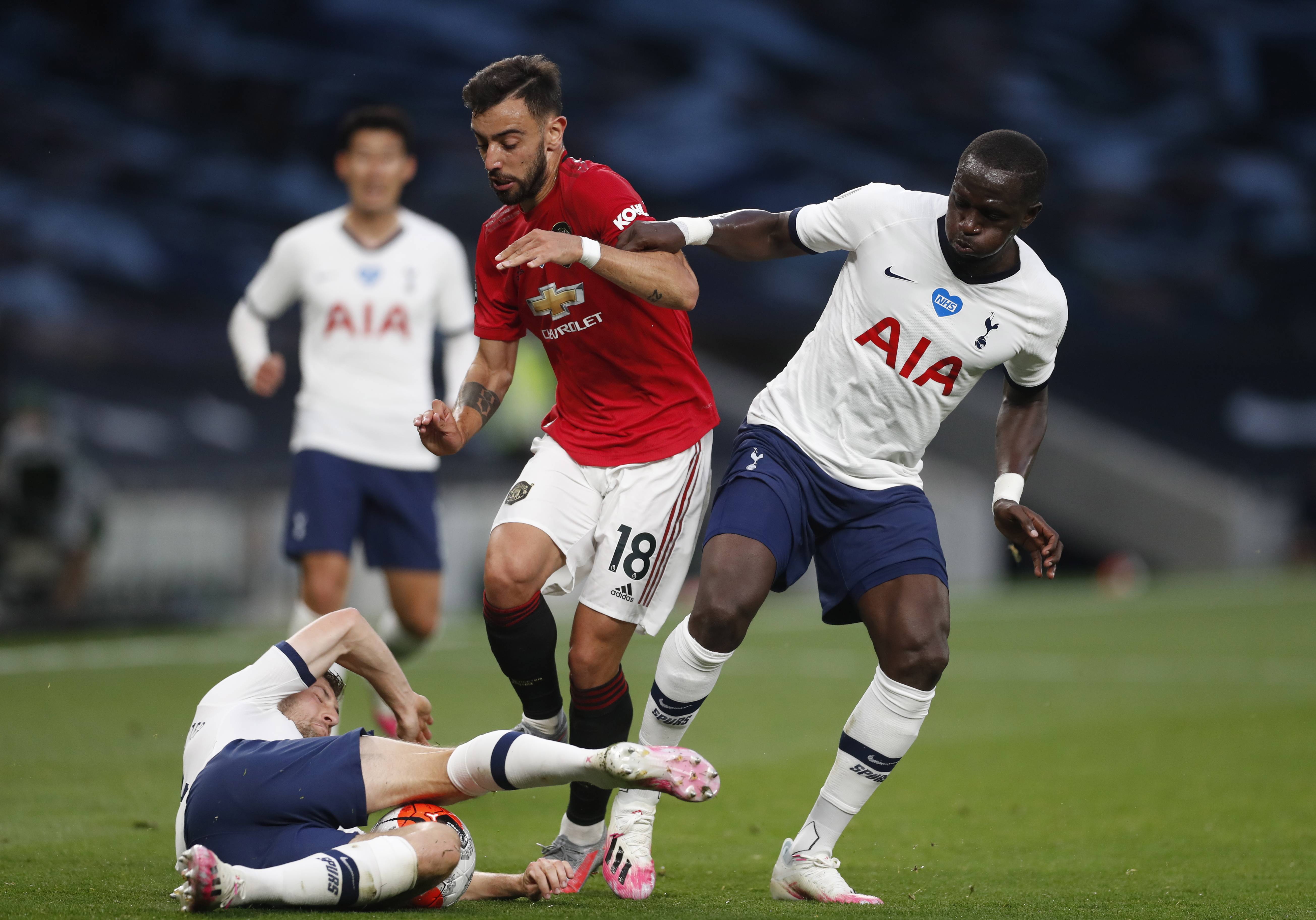 着科莫对未 着科莫对未